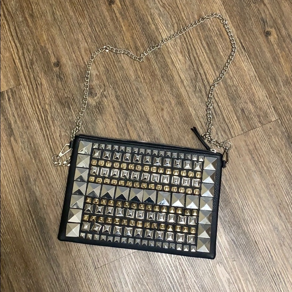 Leather bag with studs